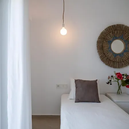 Deluxe Maisonette With Private Jacuzzi Apartment *