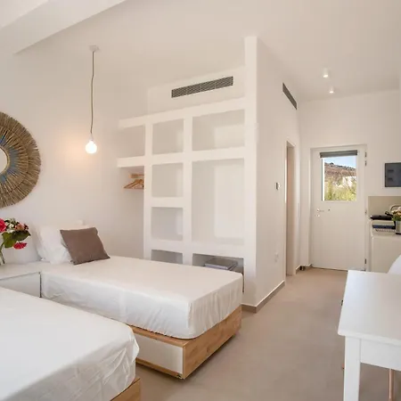 Apartment Deluxe Maisonette With Private Jacuzzi Glifades