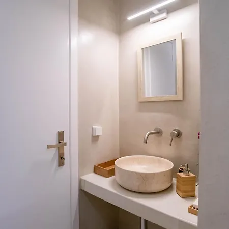 Deluxe Maisonette With Private Jacuzzi Apartment Glifades
