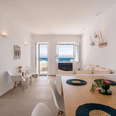 Apartment Deluxe Maisonette With Private Jacuzzi Glifades