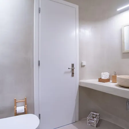 Apartment Deluxe Maisonette With Private Jacuzzi