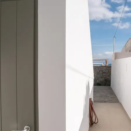 Deluxe Maisonette With Private Jacuzzi Apartment