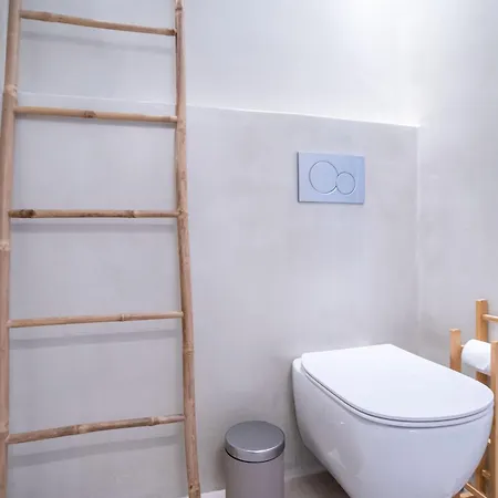 Deluxe Maisonette With Private Jacuzzi Apartment *