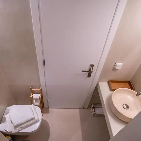 Deluxe Maisonette With Private Jacuzzi Apartment *