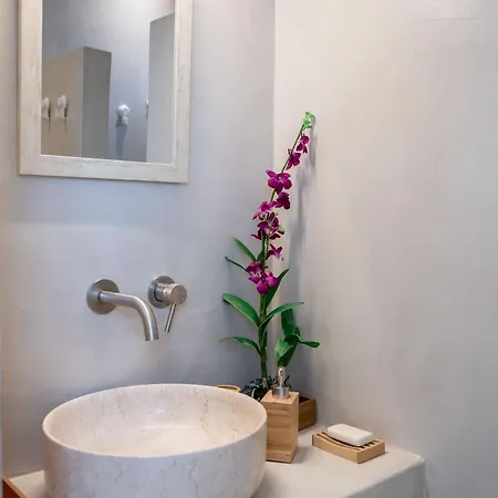 Deluxe Maisonette With Private Jacuzzi Apartment Glifades