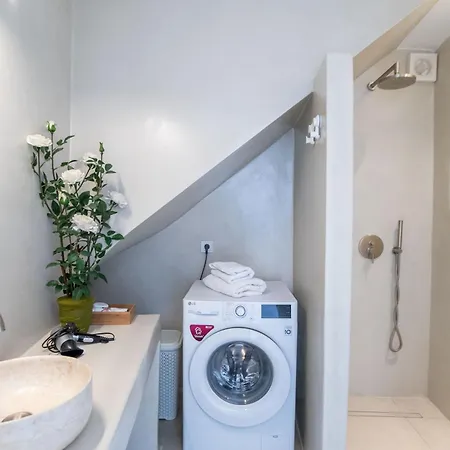 Deluxe Maisonette With Private Jacuzzi Apartment Glifades