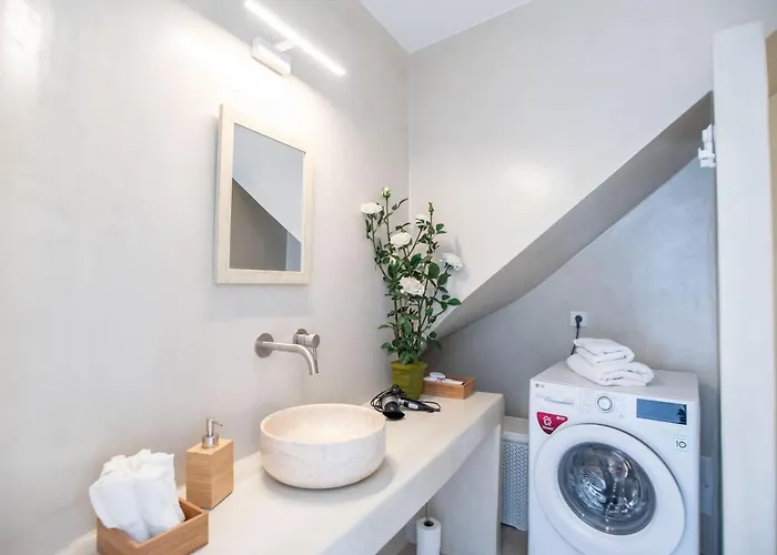 Apartment Deluxe Maisonette With Private Jacuzzi Glifades