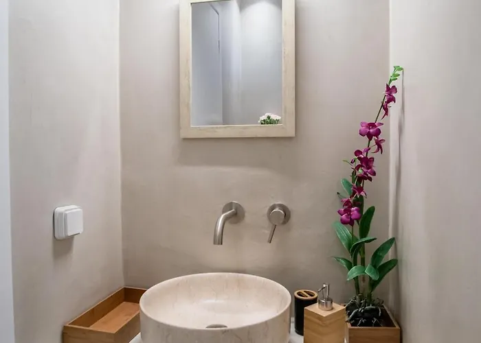 Apartman Deluxe Maisonette With Private Jacuzzi Glifades