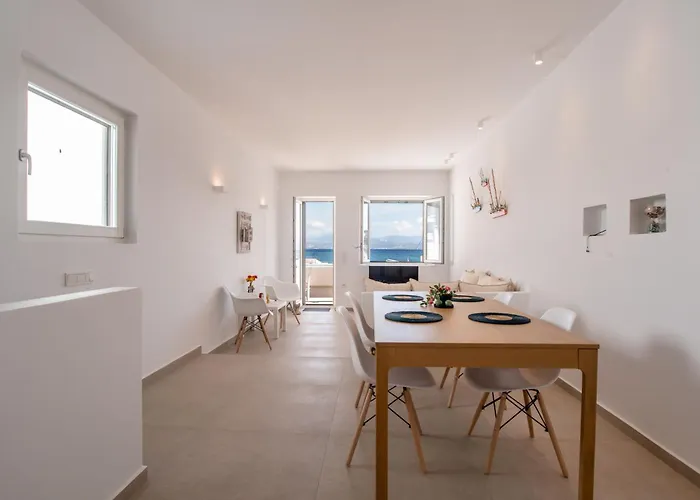 Deluxe Maisonette With Private Jacuzzi * Glifades