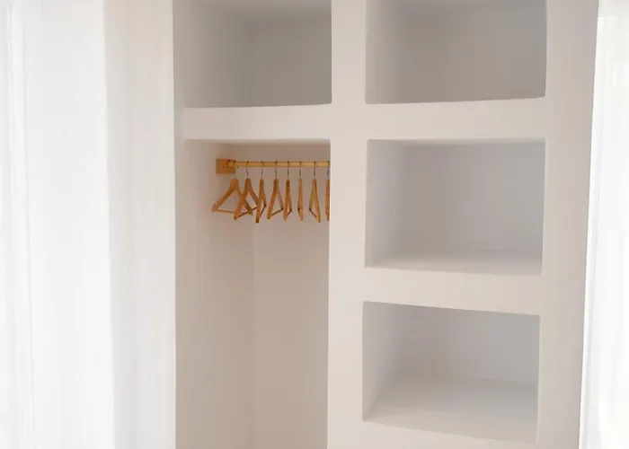 Deluxe Maisonette With Private Jacuzzi Apartment *