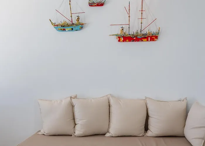 Deluxe Maisonette With Private Jacuzzi